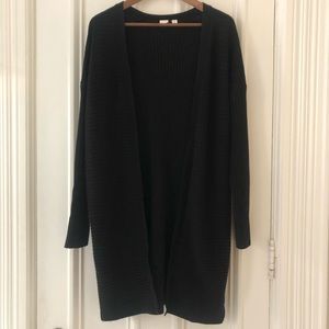 Gap Medium Black Cocoon Sweater